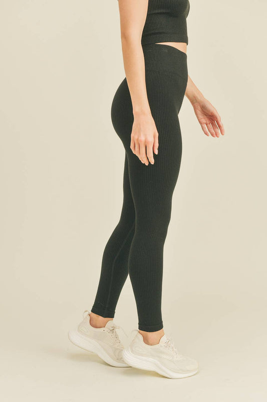 Black High Rise Seamless Ribbed Leggings