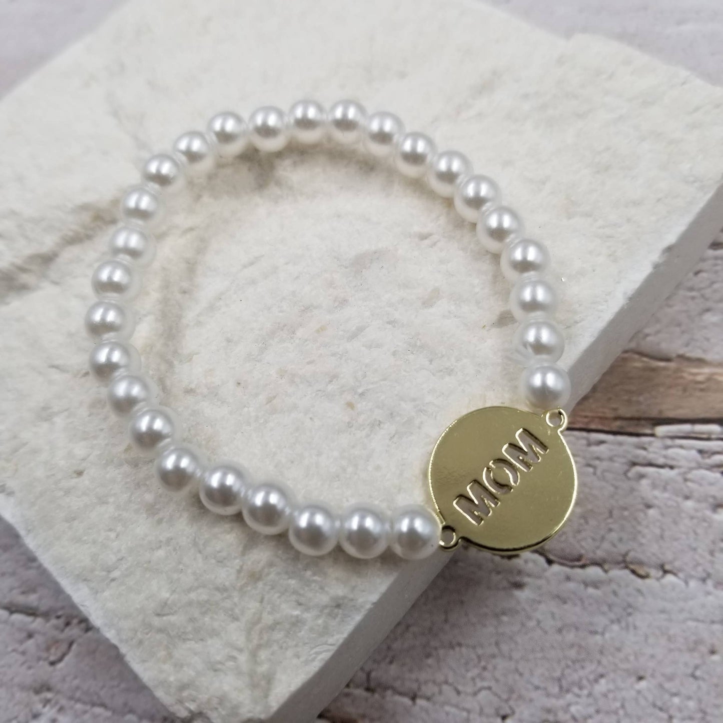 MOM Pearl Bracelet